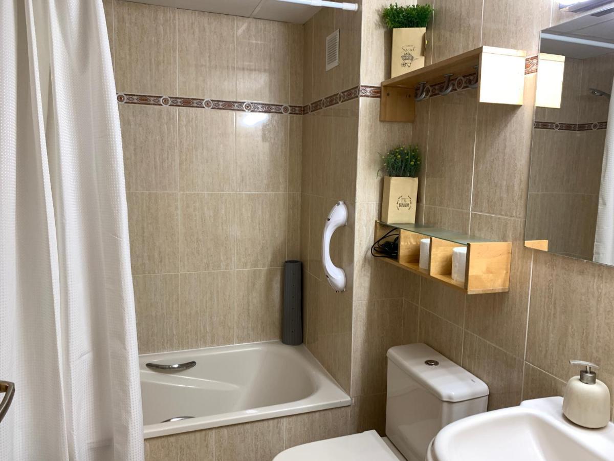 Acogedor Apartamento Con Piscina En Vilafortuny, Cambrils Eksteriør bilde